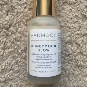 Farmacy Honeymoon Glow AHA Night Serum